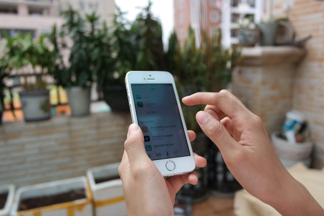 Asus Zenfone 11 – mały flagowiec z wielkim sercem