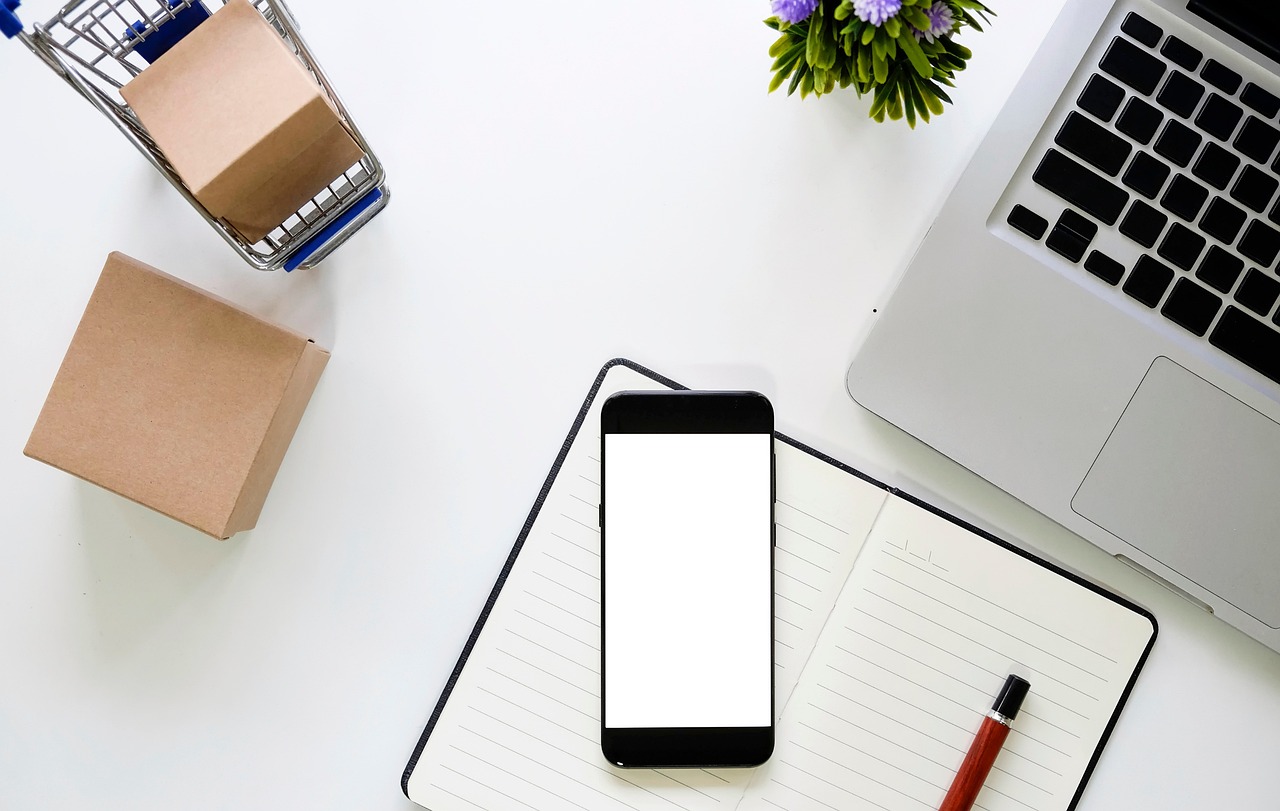 Telefony z drukowanymi obwodami z bioplastiku – technologia bez śladu